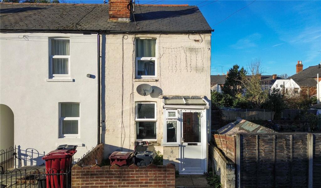 4-bed terraced on Woodstock Street, Reading, Berkshire, RG1, £300,000