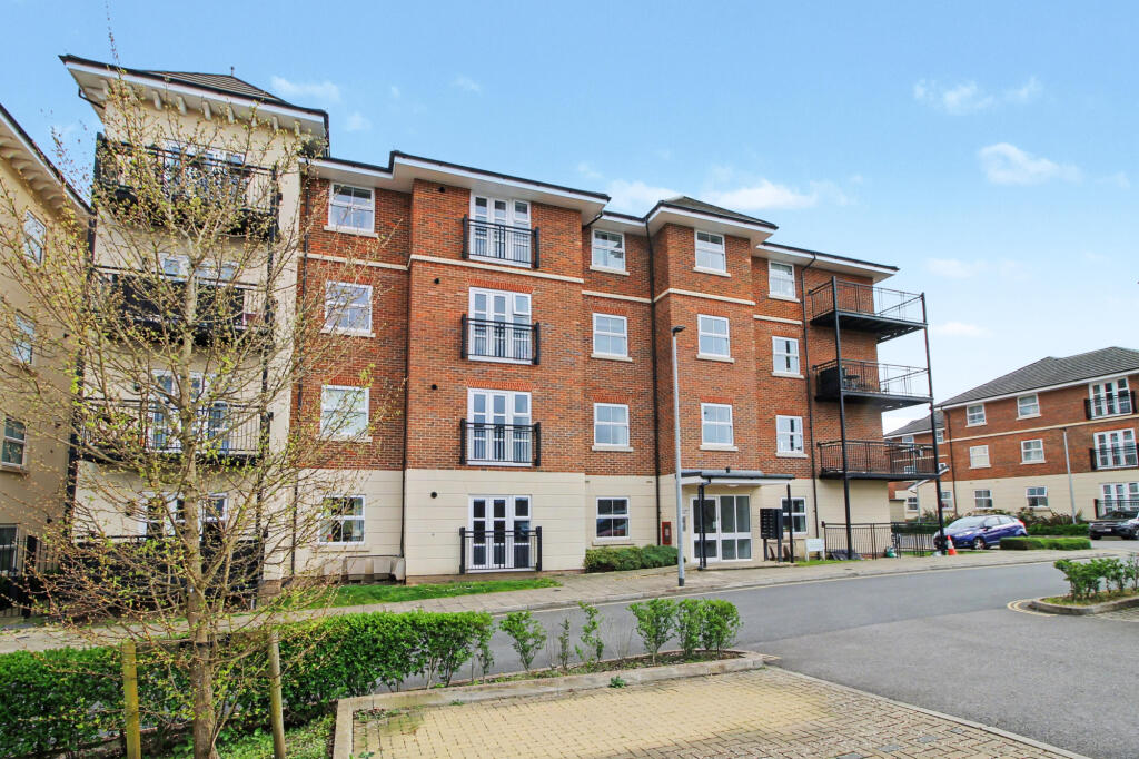 Main image of property: Rochford House, Farnborough, Hampshire, GU14