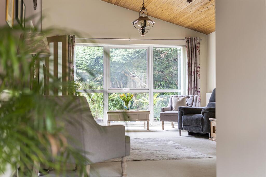 House in Welwyn Hatfield, Welwyn - View 5