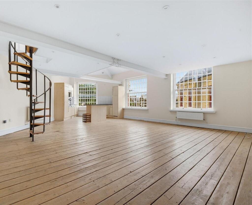 Apartment in Southall - View 2