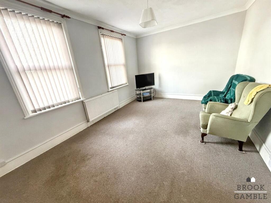 House in Brighton - View 2