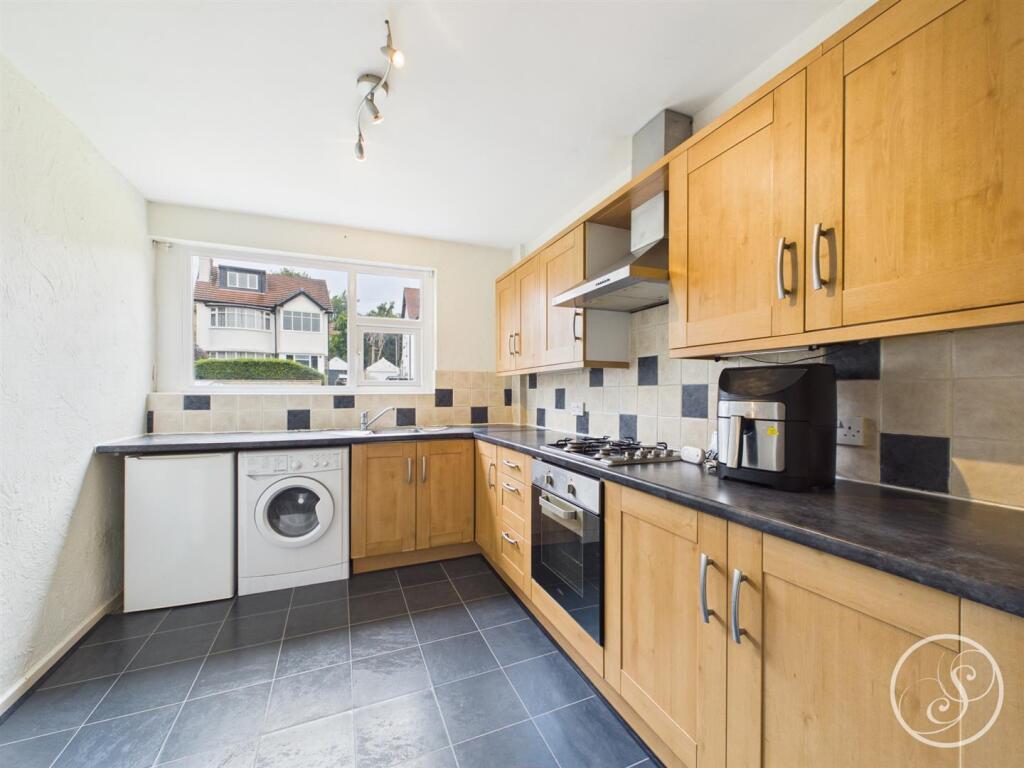 Apartment in Leeds - More