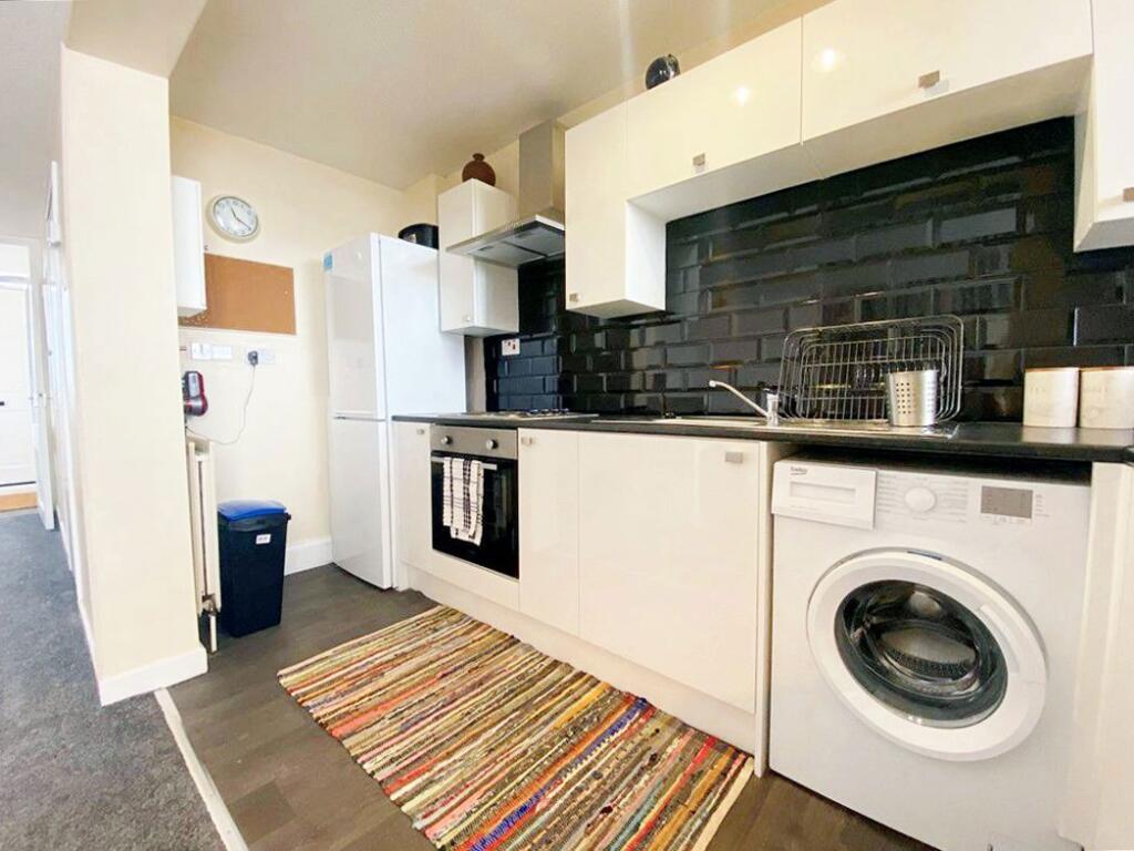 3-bed flat on Kenilworth Court, Washington, Tyne and Wear, NE37 3EA, £35,000