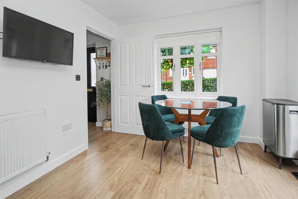 House in Northampton, Thrapston - More