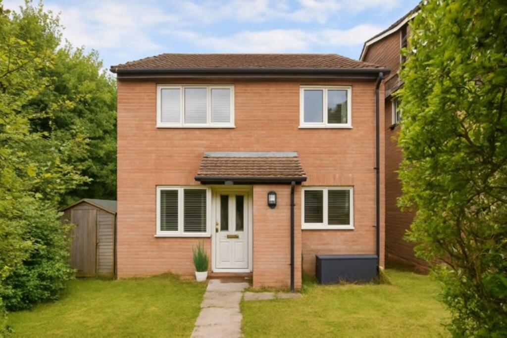 Main image of property: Wheat Close, Sandridge, St. Albans