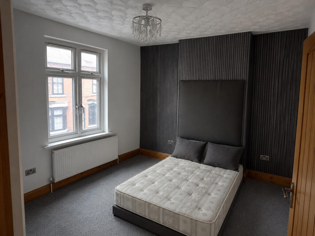 Main image of property: 15 Darley Street, Leicester LE2 0GB