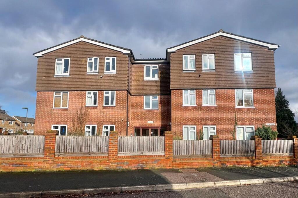 Main image of property: Leaway, Beech Tree Drive, Badshot Lea, Farnham, GU9