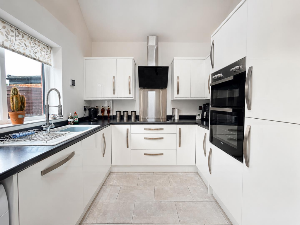 House in Duston, New Duston - View 3