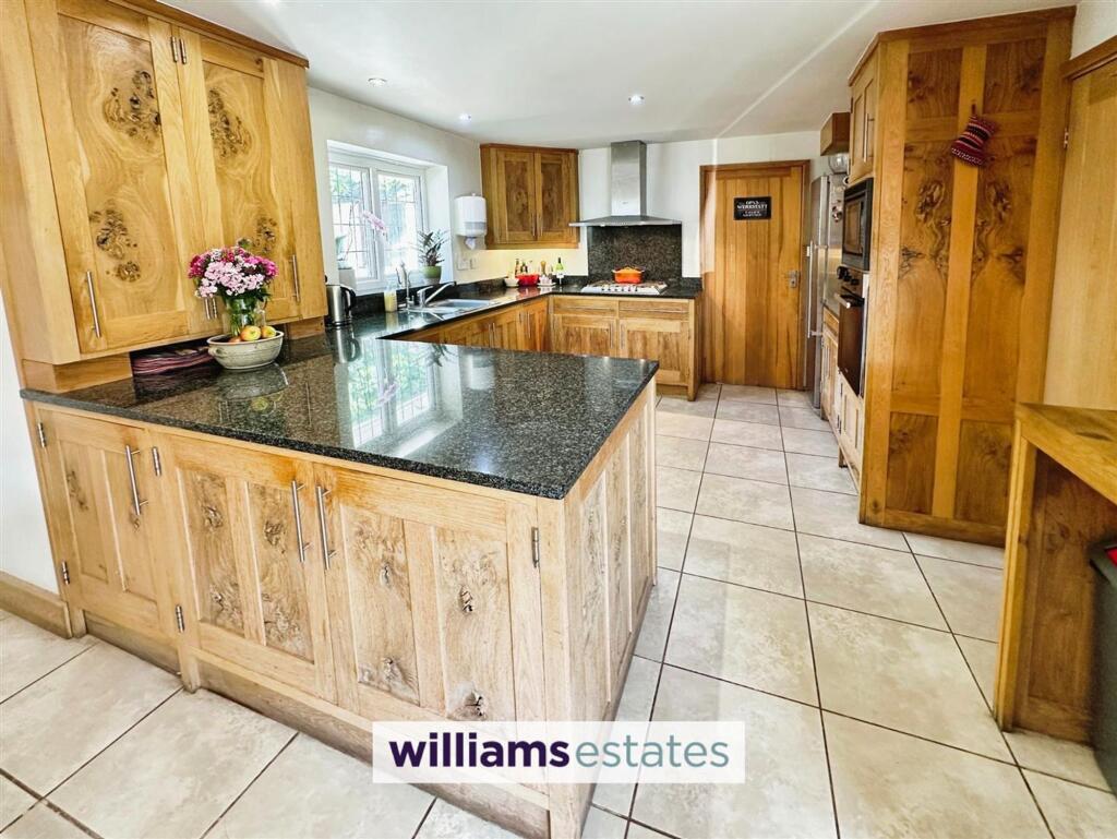 Llanbedr Dyffryn Clwyd, Ruthin, LL15 photo 4