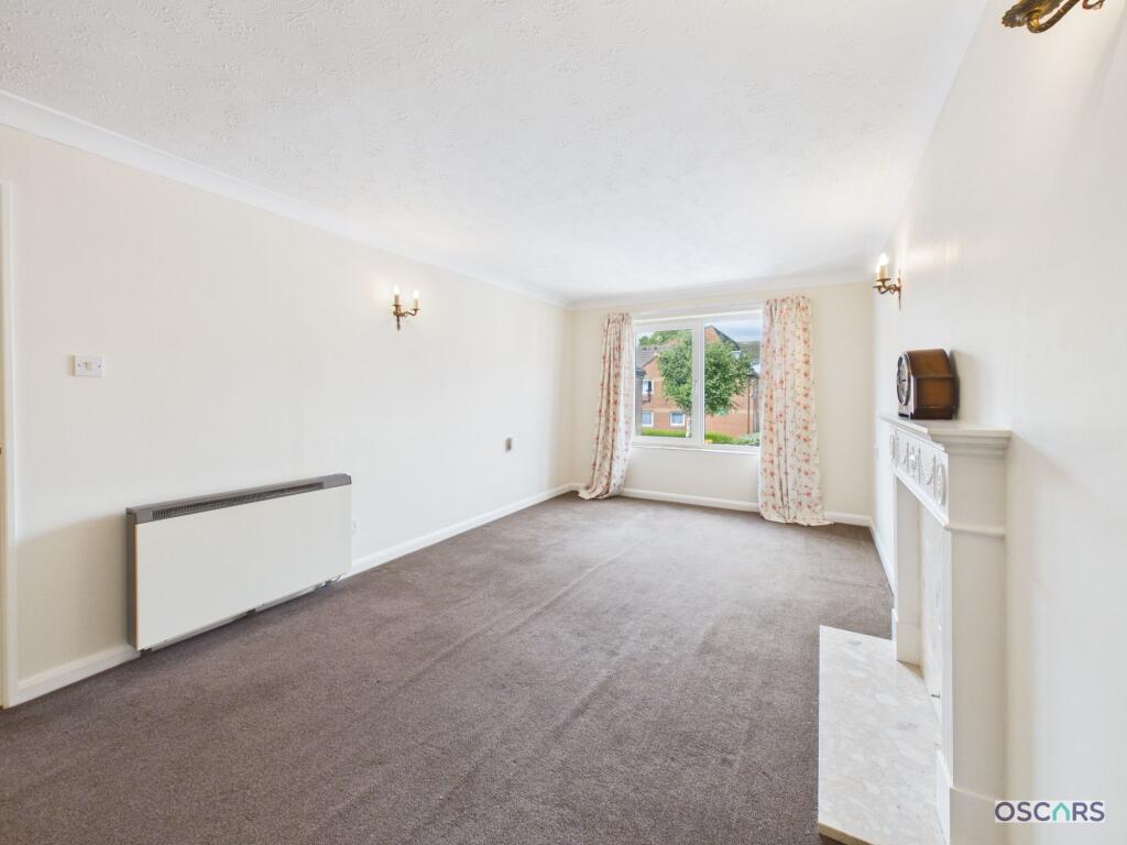 Apartment in Hull - View 2