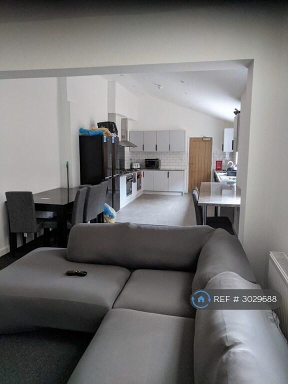 Main image of property: Daneshill Road, Leicester, LE3