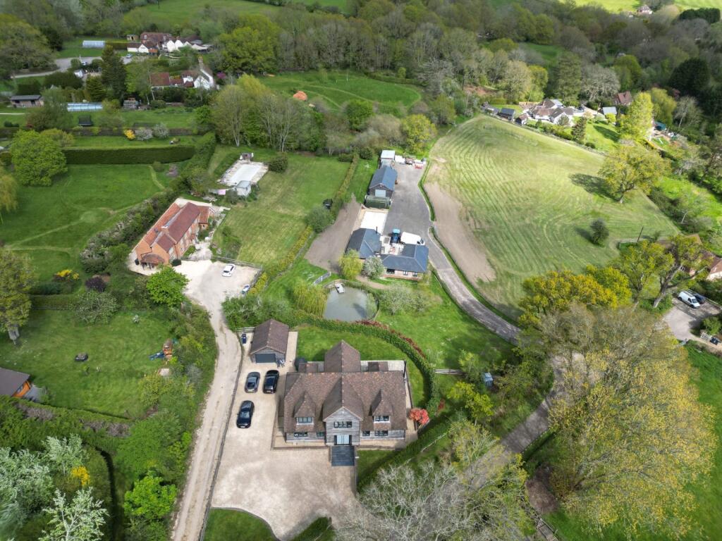 House in Waverley, Dockenfield - View 5