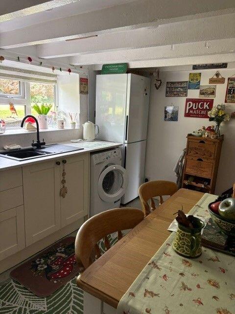 Little Nook, Westfield Lane, Wrose, - More