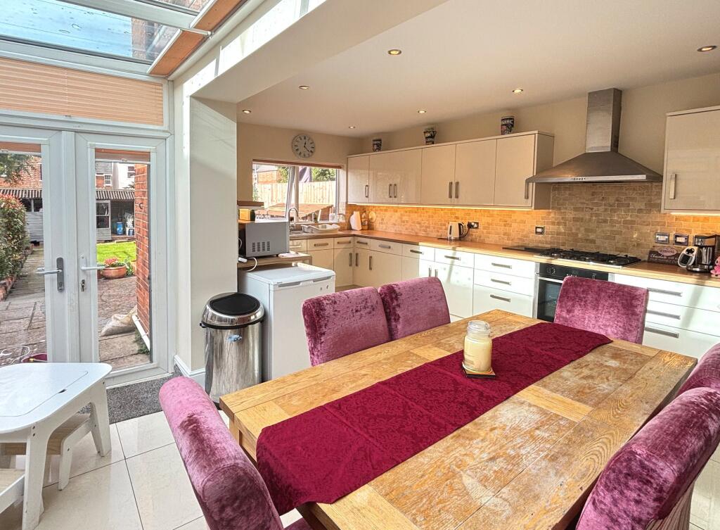 House in Gloucester, Gloucestershire - View 4