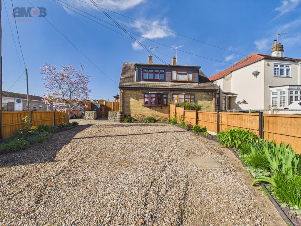 Main image of property: Ashingdon Road, Ashingdon, Essex, SS4 3HX