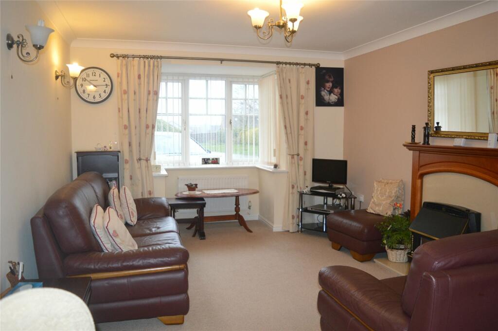 Weymouth Drive, Houghton Le Spring, Tyne and Wear, DH4 photo 3
