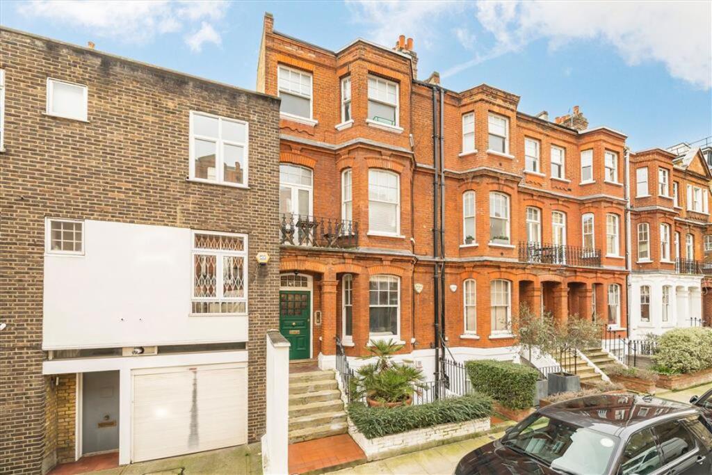 Main image of property: Callow Street, Chelsea