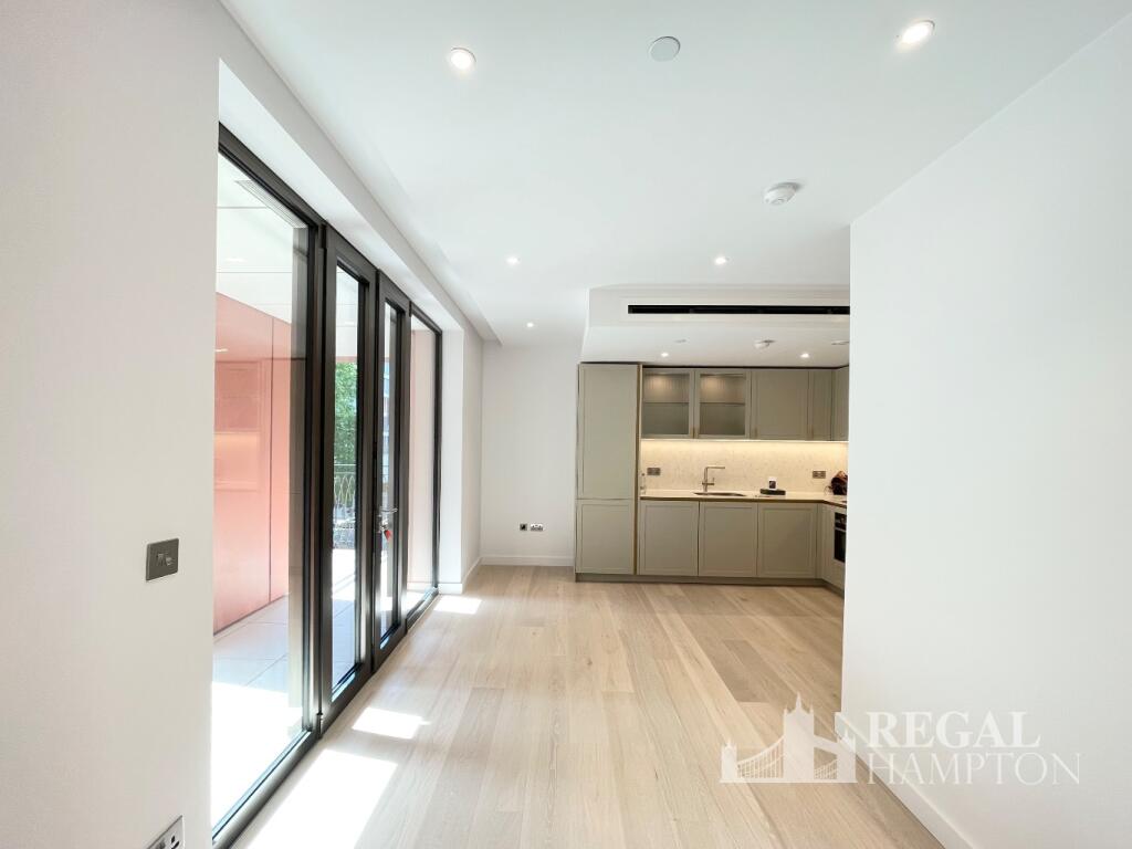 Main image of property: 16 Paddington Green, Paddington, London, W2