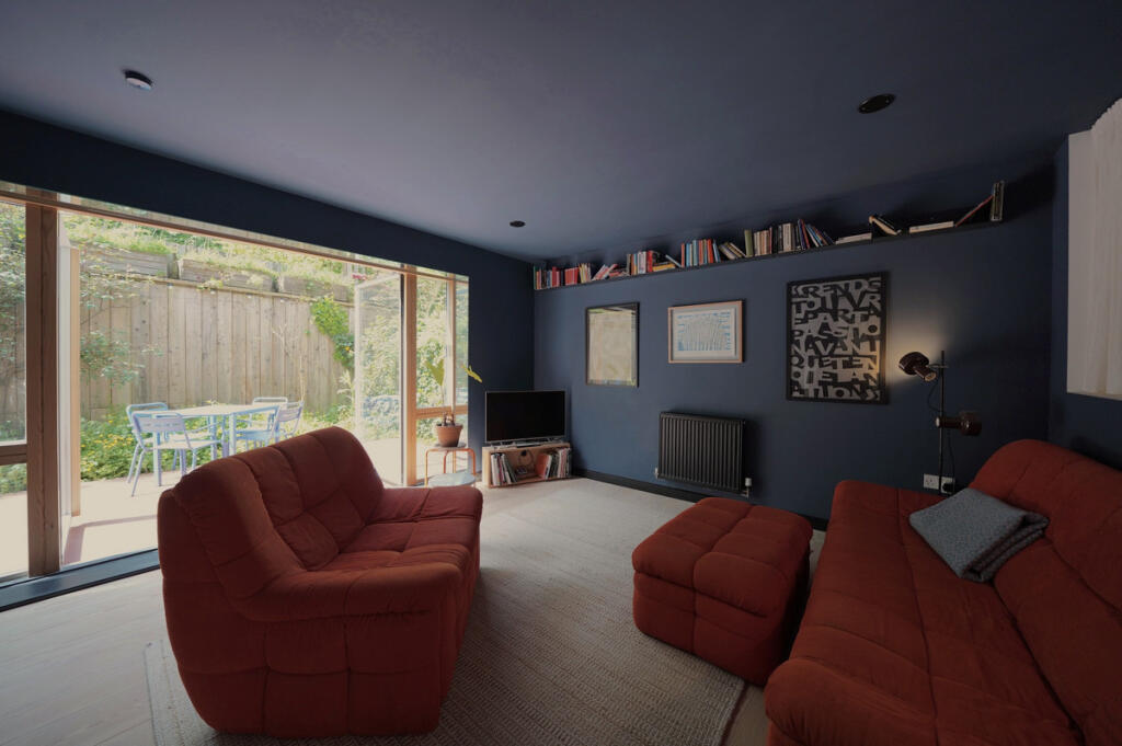 Sawmill Close, Devon, TQ9 – další