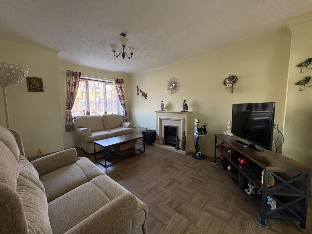Summerfield, Leyland photo 4