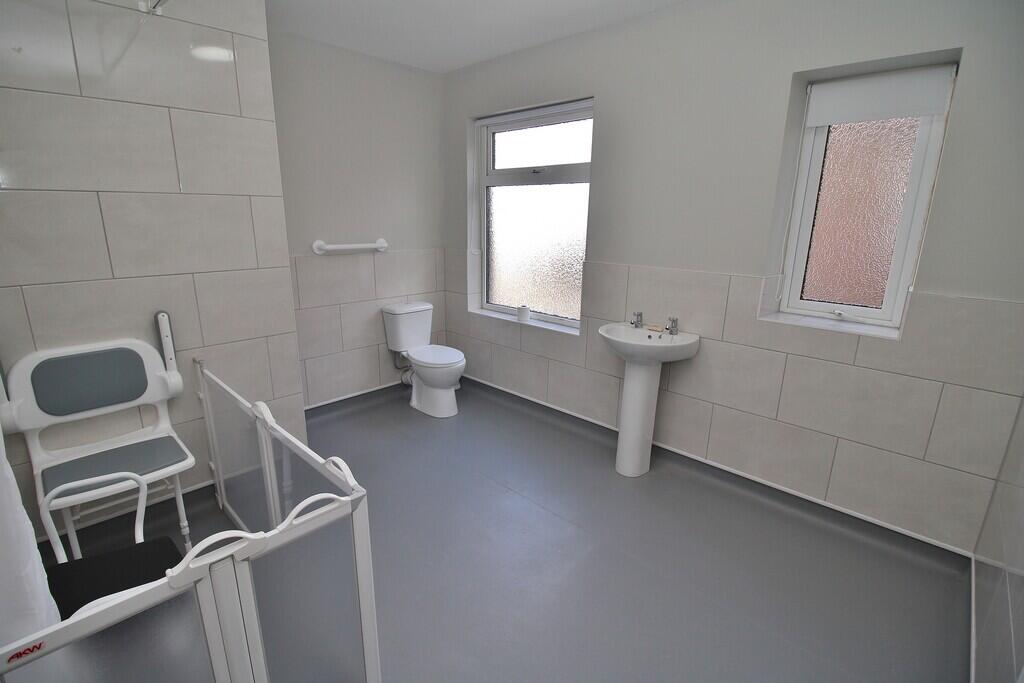 House in Portsmouth - View 5