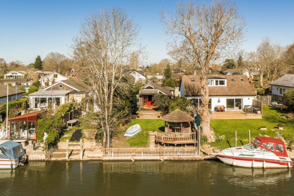Main image of property: Hamhaugh Island, Shepperton