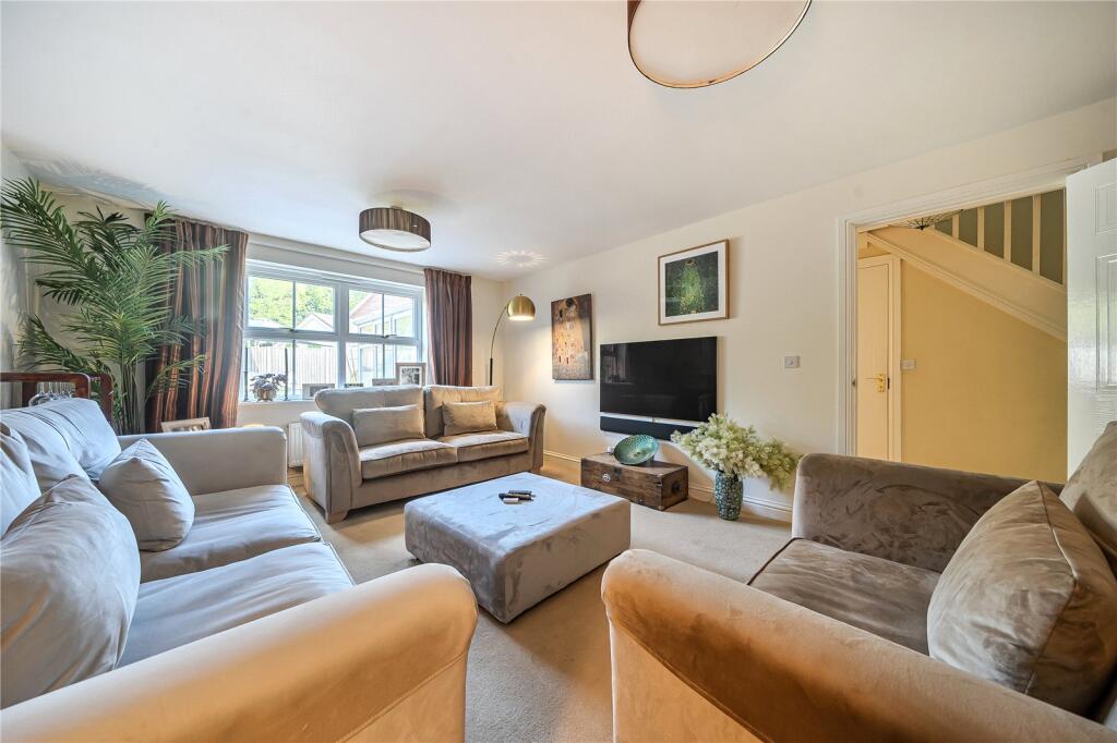 St Vincents Drive, Monmouth, Monmouthshire, NP25 photo 4