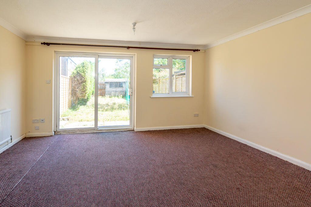 Charles Avenue, Chichester - View 3