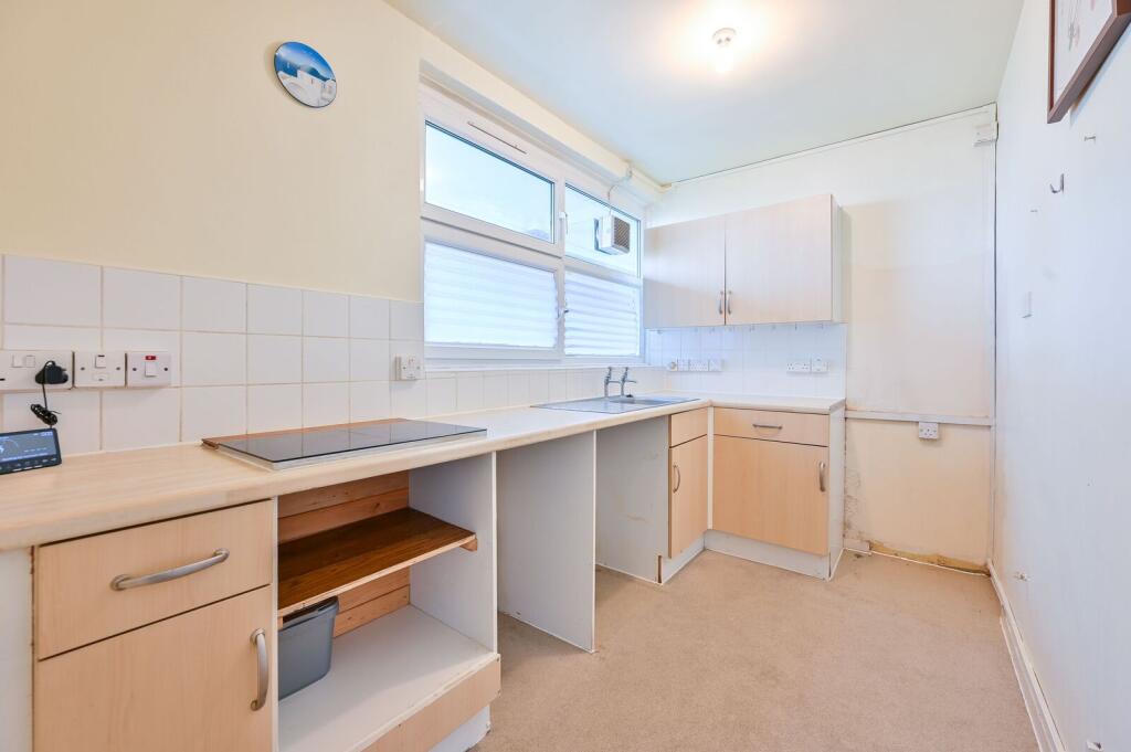 Apartment in London - More