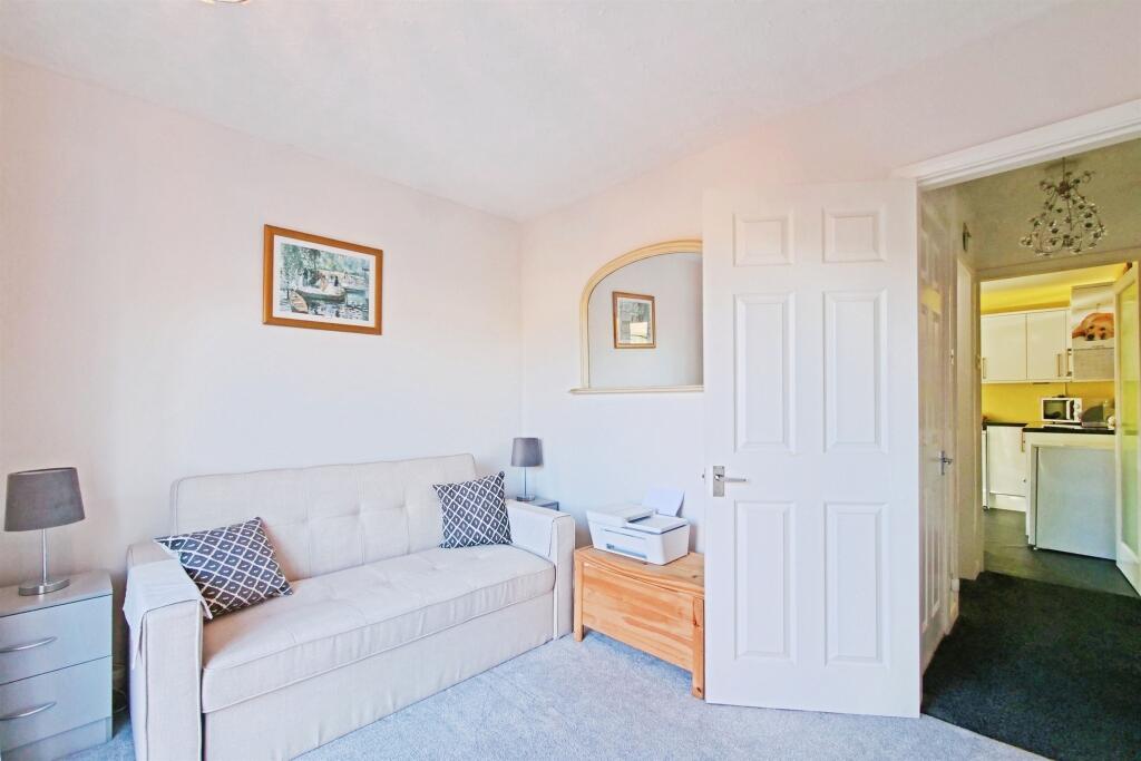 House in York - View 4