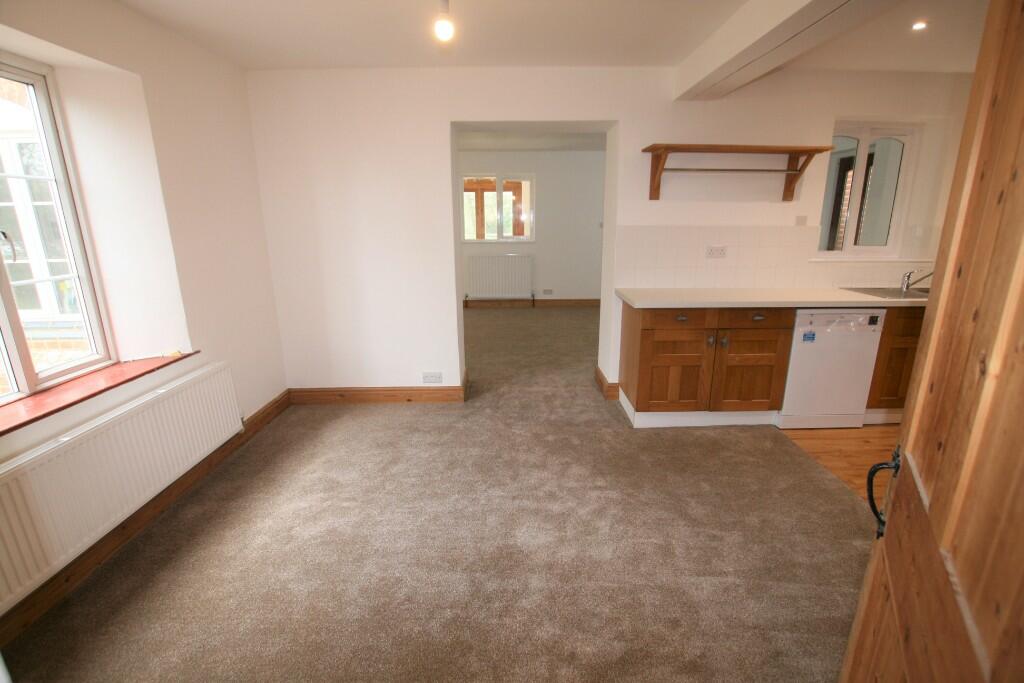 House in Ashford, Smeeth - More