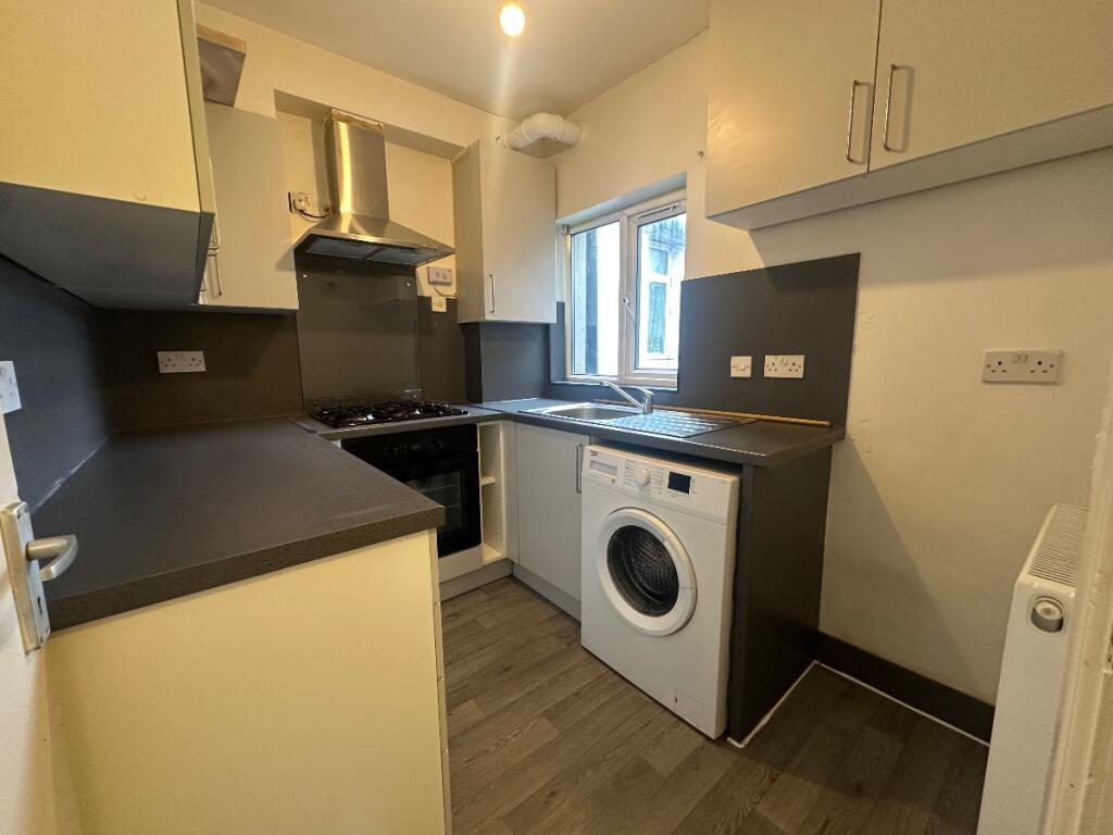Apartment in Manchester, Old Trafford - More