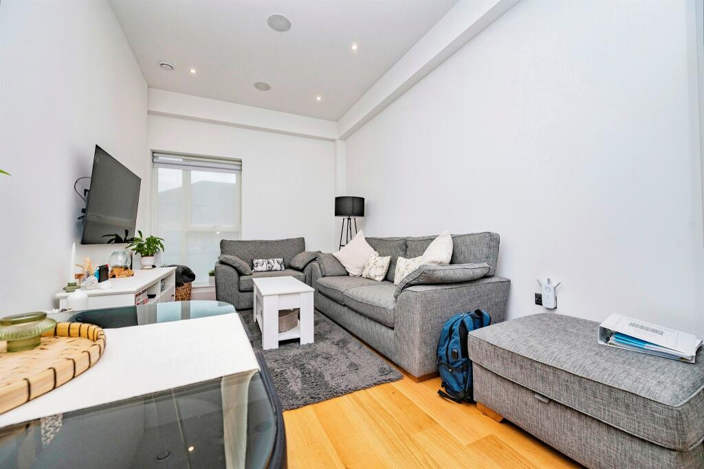 Additional image 4 of Bridge Road East, Welwyn Garden City