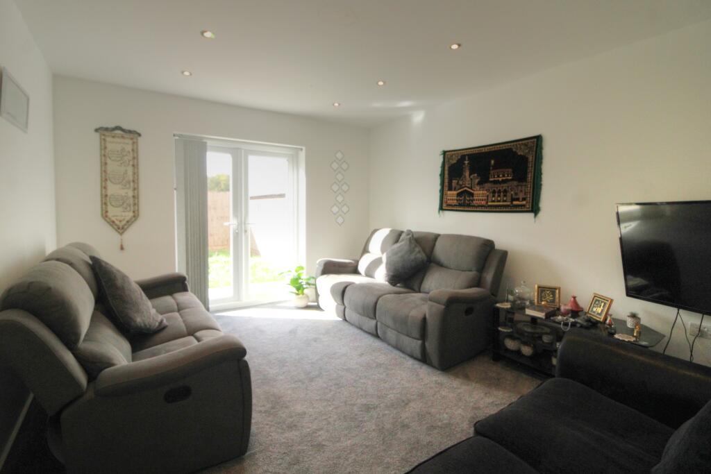 House in Blackburn - View 4
