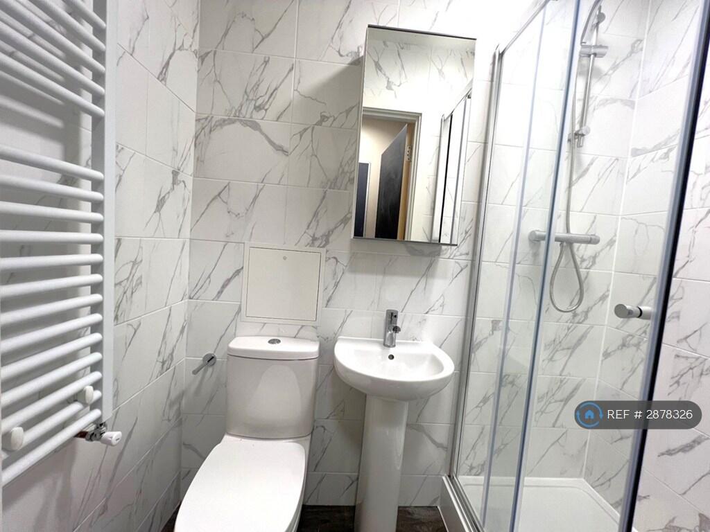 1 bedroom flat share for rent