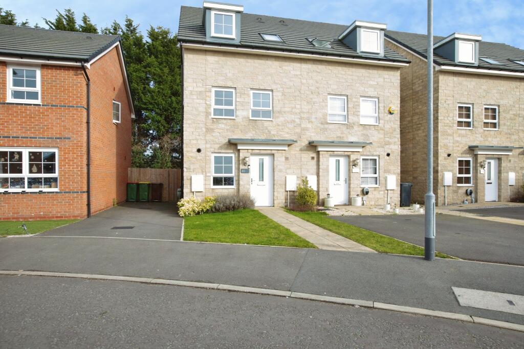 Main image of property: Cheltenham Crescent, Preston, PR4