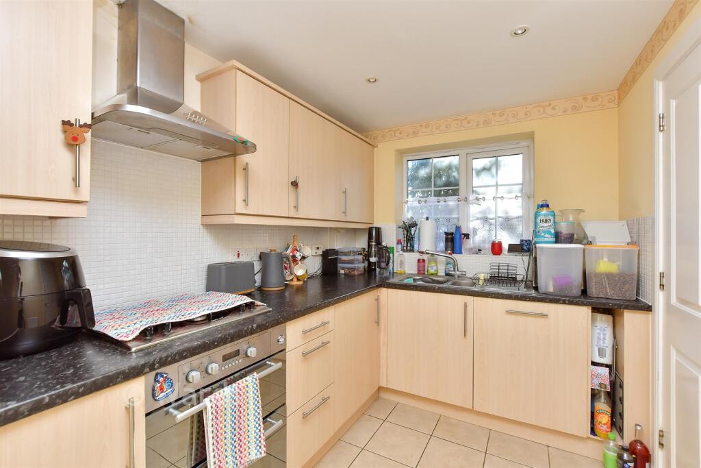 House in Minster-on-Sea, Merryman's Hill - View 3