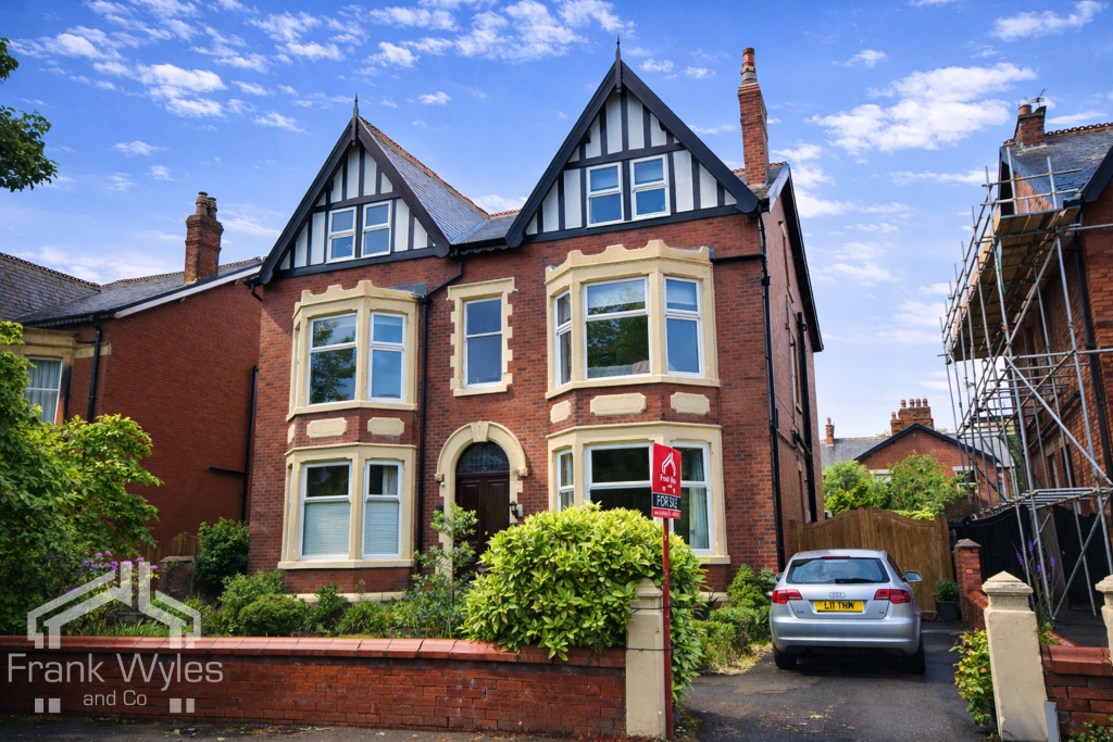 Main image of property: Flat 4, 5 Elms Avenue, Lytham, Lancashire