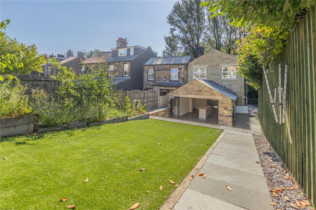 Main image of property: Huddersfield Road, Diggle, Oldham, Greater Manchester, OL3