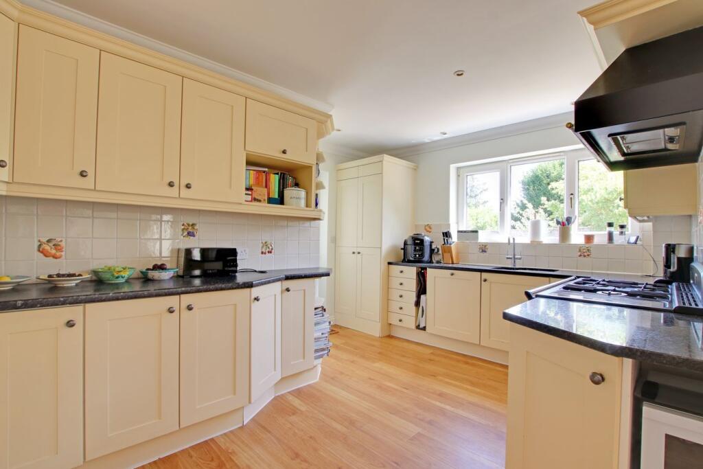 House in Southampton - View 2
