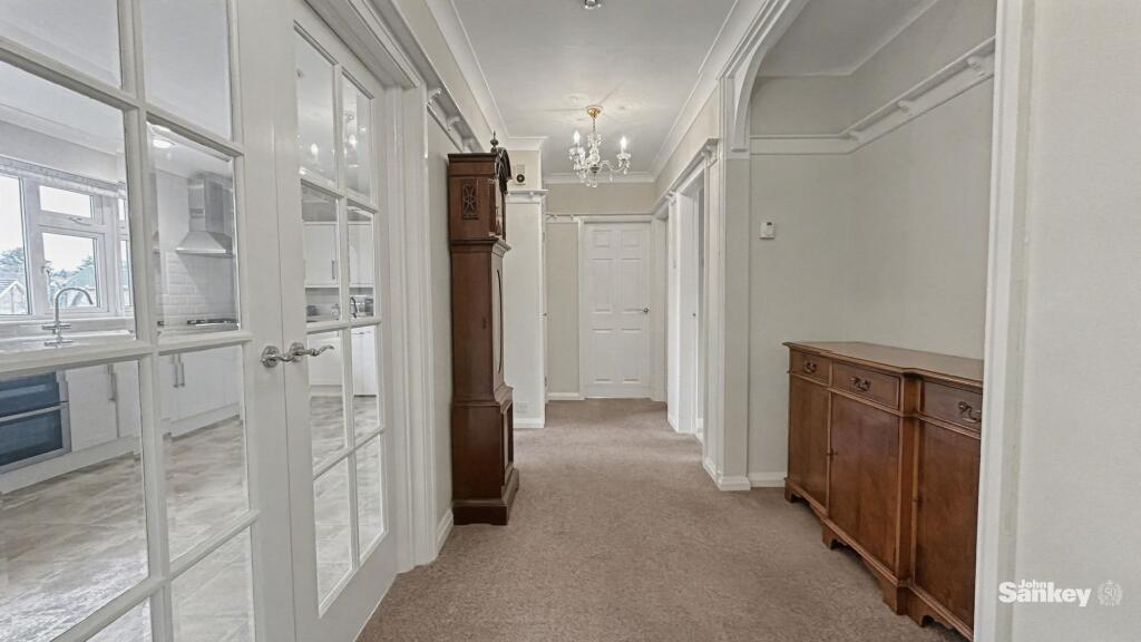 Pinewood Drive, Mansfield, NG18 photo 5