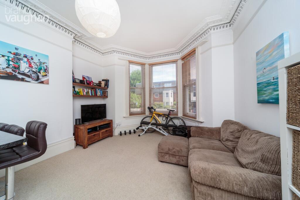 Apartment in Hove, Brunswick - View 4