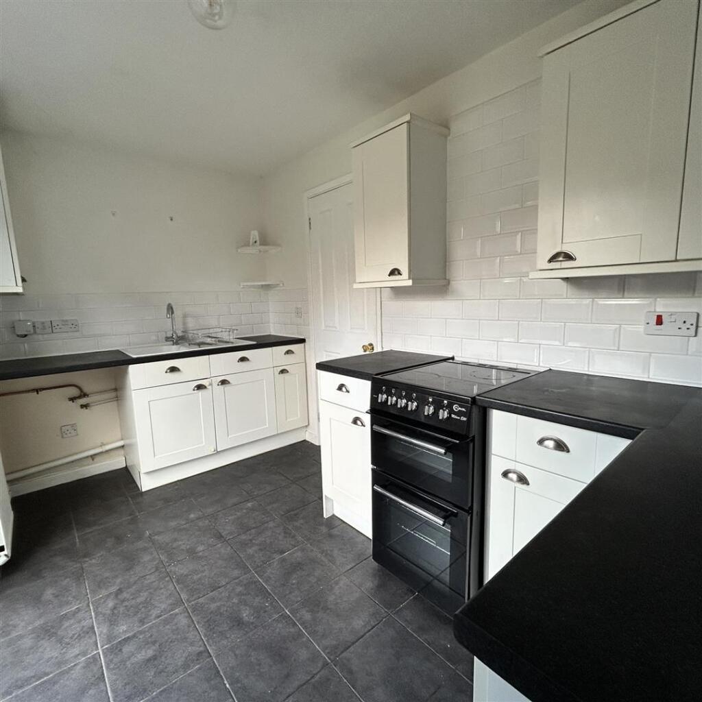 Bramble Way, Kilburn photo 3