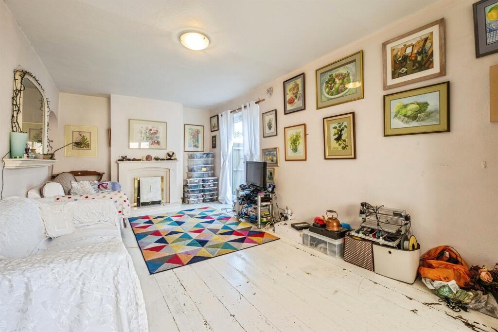 House in Lewes, Seaford - View 2