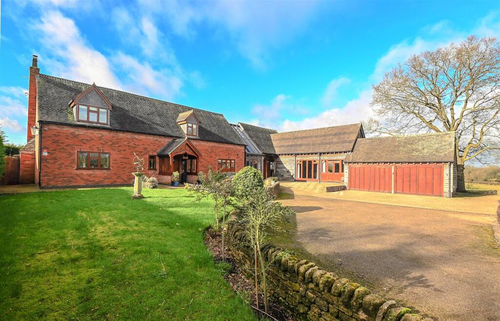 Main image of property: Kingfisher Lodge, Sich Lane, Woodhouses, DE13