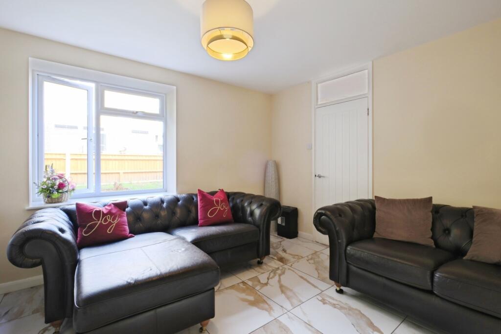 House in Southampton, Thornhill - View 3