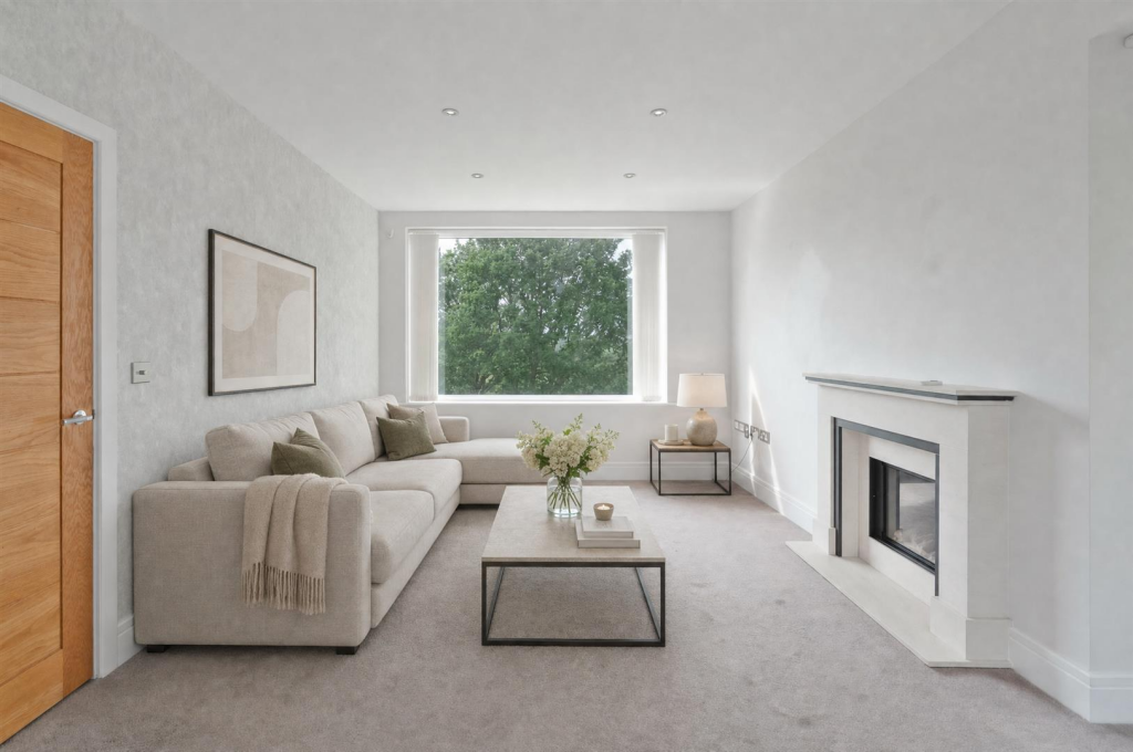 House in Leeds - View 4