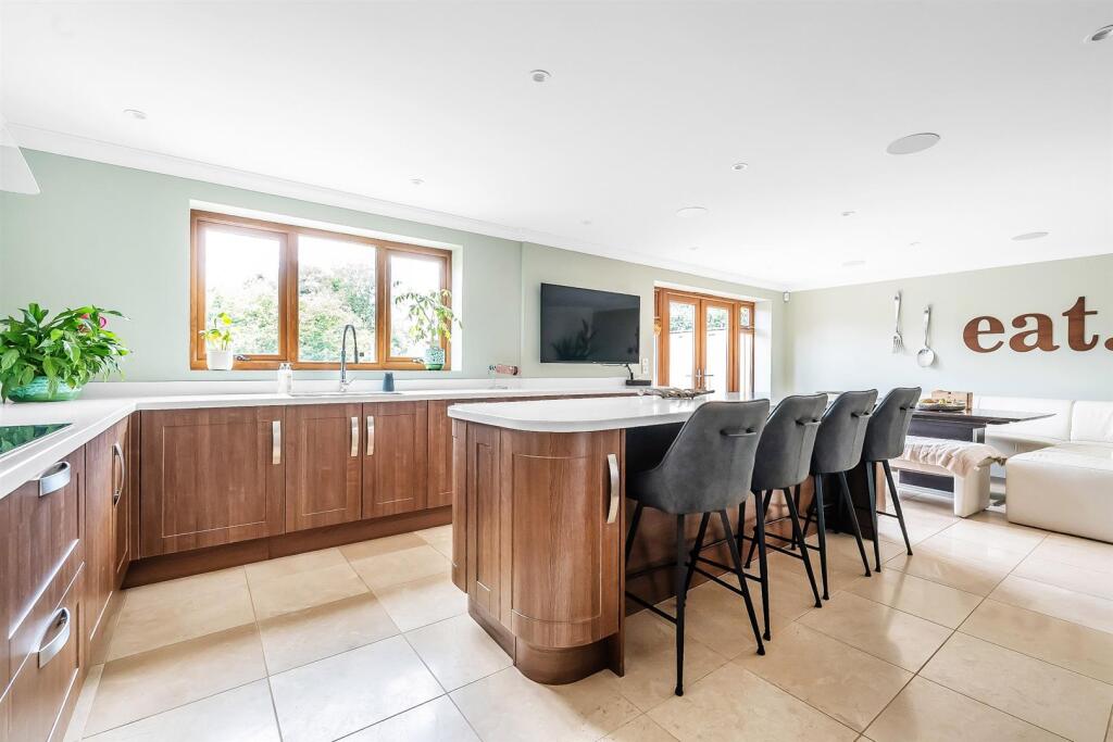 House in Mole Valley, Surrey - View 2