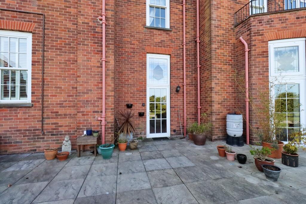 Main image of property: The Quadrangle, Hunmanby Hall YO14 0HZ