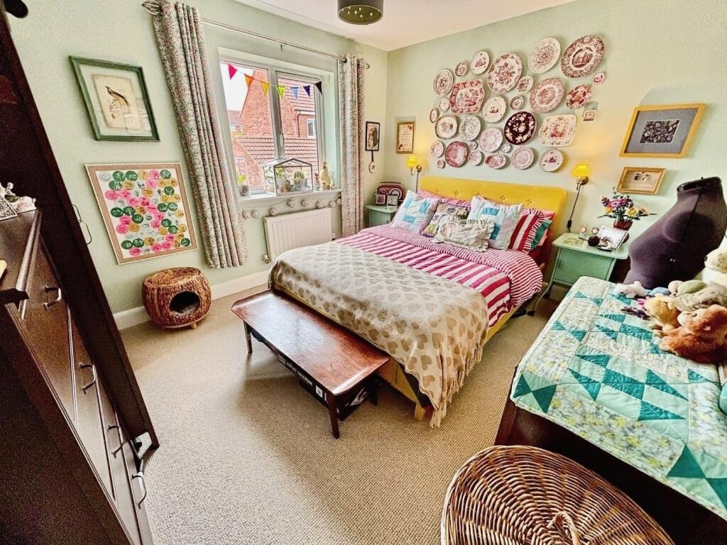 House in West Lindsey, Gainsborough - More
